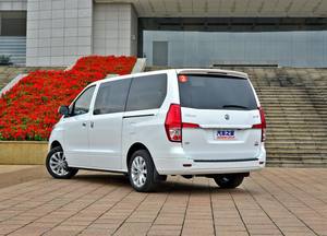 Dongfeng di lusso nuove <span class=keywords><strong>Auto</strong></span> <span class=keywords><strong>Auto</strong></span> ad alta efficienza <span class=keywords><strong>Auto</strong></span> luce interna R17 benzina elettrica manuale carburante-Business <span class=keywords><strong>Auto</strong></span> sterzo sinistro OEM ODM - Product Image 4