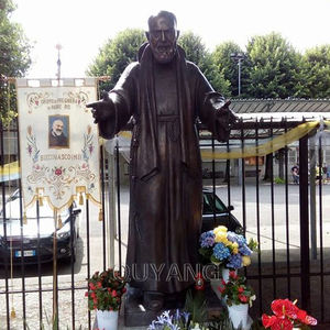 QUYANG-escultura de Metal para exteriores, estatua de Metal para Padre, Santo religioso, tamaño real, bronce, Padre, <span class=keywords><strong>Pio</strong></span>, estatua que porta la cruz para la Iglesia - Product Image 6