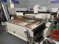Nouvelle conception de machine de sablage au laser 2KW pour le lavage et le séchage du verre avec moteur et PLC pour la gravure de miroirs intelligents