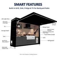 Cuisine extérieure sur mesure en acier inoxydable avec barbecue, porte électrique résistante aux intempéries et abri intégré