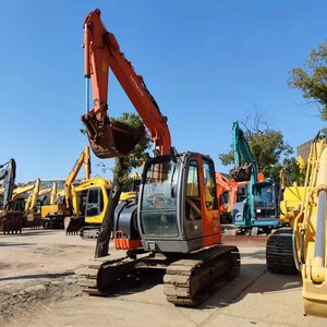 Mini-excavatrice Hitachi ZX75 d'occasion, modèle 2021, poids opérationnel de 7,5 tonnes, capacité de la benne de 0,66 m3, moteur Isuzu, composants principaux - Product Image 2