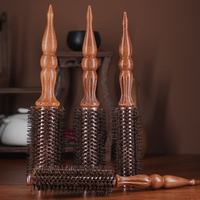 Vente directe fabricant : Brosse chauffante ionique confortable et résistante aux hautes températures pour cheveux, fonction séchage, bois et nylon