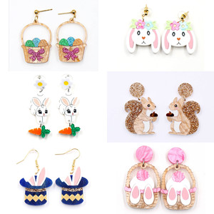 Orecchini Pendenti Personalizzabili a Forma di Animale Pasquale, Taglio Laser, Trendy in Acrilico, Placcati in Titanio, Regalo per Anniversari e Feste - Product Image 1