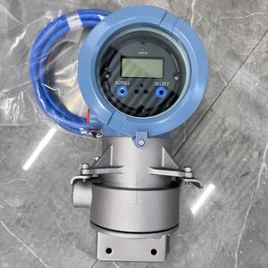 お手頃価格で純正のエマーソン マイクロモーション 1700/2700 シングルバリエーブル フィールドマウント フロートランスミッタ 1700Cシリーズ トランスミッタ - Product Image 1