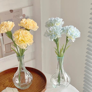 Fleurs d'œillet artificielles en soie, décoration pour la maison, accessoires de mariage, style vintage, moulage par injection, bouquet fait main - Product Image 1