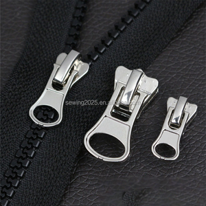 3#5#8# Resin Disc-<strong>shaped</strong> Self-locking <strong>Zipper</strong> <strong>Pulls</strong> High-end and Fashionable Metal Luggage with Almond-<strong>shaped</strong> Automatic <strong>Pull</strong> TAB - Product Image 4