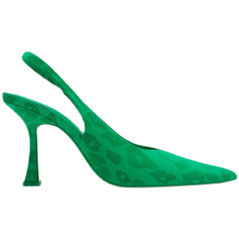 สีเขียว