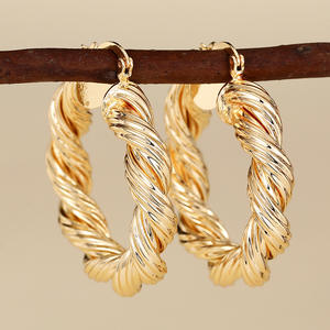 Orecchini a Cerchio Anto Mythos Placcati Oro, Design Intrecciato per Donna, Gioielli alla Moda in Lega Metallica 18K - Product Image 4