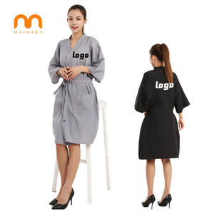 Barbiere impermeabile logo personalizzato poliestere cliente di bellezza kimono parrucchiere spa abito da parrucchiere parrucchiere - Product Image 1