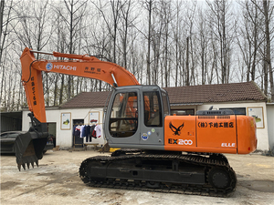 Excavatrice Hitachi EX200-5 d'occasion, modèle 2013, moteur Isuzu, 20 tonnes, capacité de la benne de 1 m³, d'origine japonaise - Product Image 2
