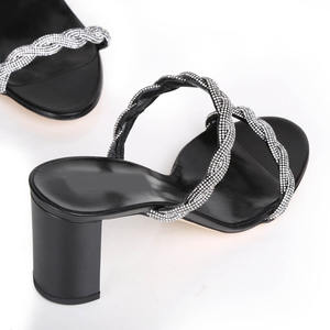 Nouvel arrivage de chaussures à talons hauts pour femmes, <span class=keywords><strong>sandales</strong></span> à bout rond en cristal - Product Image 2