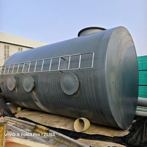 Frp Fume Air <span class=keywords><strong>Scrubber</strong></span> Toren Met Pomp Water <span class=keywords><strong>Scrubber</strong></span> Verpakt Kolom 90% Zuiveren Efficiëntie Op Maat - Product Image 4