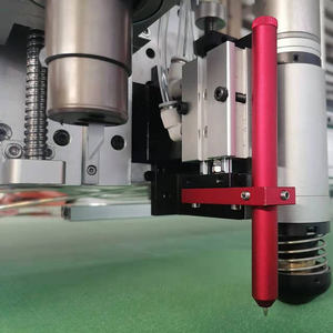 Máquina de Corte de Calzado con Cuchillo Vibratorio Inteligente para Cuero, Máquina de Corte con Cuchillo Vibratorio CNC Oscilante con Certificación CE - Product Image 3