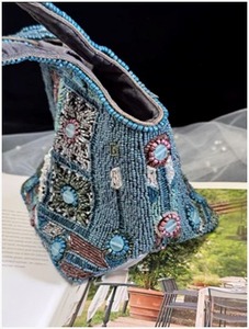 Sac à main brodé et perlé fait main, le plus vendu, pour femmes, idéal pour le quotidien et les soirées, disponible à la vente - Product Image 5