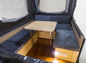 Autocaravana <span class=keywords><strong>Pequeña</strong></span> de Lujo MOLIN <span class=keywords><strong>4x4</strong></span>, <span class=keywords><strong>Caravana</strong></span> Todoterreno, Remolque de Viaje de Aluminio Gris, Capacidad de Carga de 1600 kg, 4600x1820x1460 mm - Product Image 3