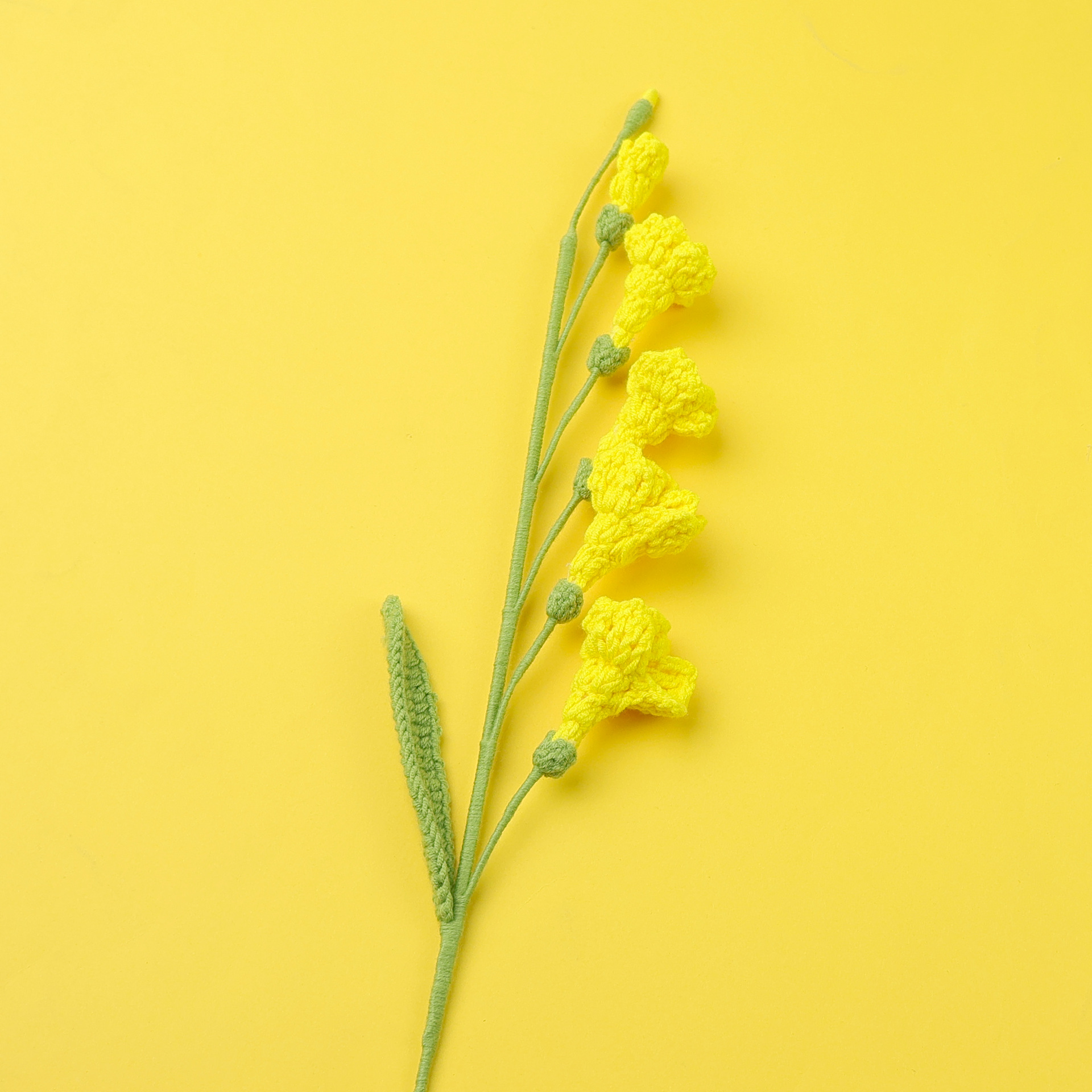 Moe four freesia-6 flowers-yellow