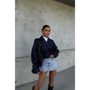 Veste pour femme bleu marine à boutons sur le devant - Product Image 5