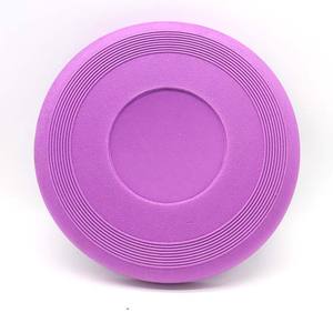 Özelleştirilmiş 18cm Pet oyuncak frizbi plastik köpek uçan daire açık eğitim oyuncak çocuk yetişkin spor silikon frizbi - Product Image 1