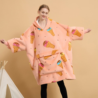 Chine Usine Adulte À Capuche Flanelle Sherpa Couverture Polaire avec Manches Poches Wearable Hoodie pour Usage Domestique