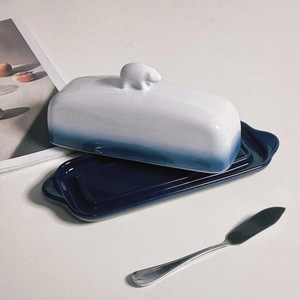 Boîte de rangement nordique en céramique pour fromage et beurre, bleue, rectangulaire, avec couvercle, impression décorative, vaisselle, stock, Die Butterdose - Product Image 2