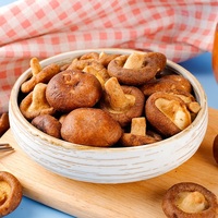 Renyah kering keripik jamur Shiitake kering 4kg kantong kecil suhu rendah vakum keripik sayuran goreng asin rasa keras