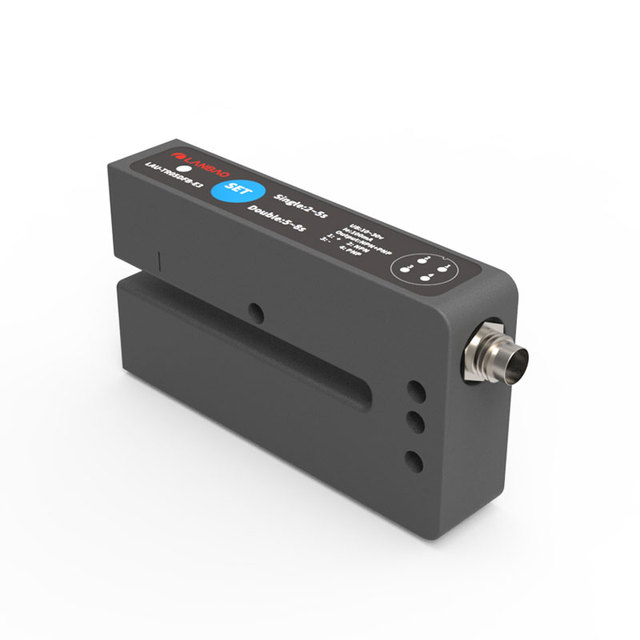 LAU Series Width 3mm Depth 68mm 12V 24V NPN+PNP Fork Ultrasonic Label Sensor IP67 Protection 250us Response Time Industrial