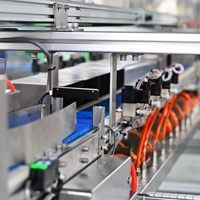 Machine automatique d'alimentation par fourchette pour nouilles en gobelet |   Fourchette à nouilles pour seau, 120 pièces/min, précision de 97 %, acier inoxydable SUS304 de qualité alimentaire