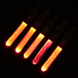 Bracelet lumineux LED réfléchissant de sécurité pour la course nocturne, à suspendre au sac à dos, avec batterie, vente en gros - Product Image 2