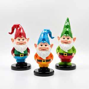 Adorables figurines de nains de jardin, trois petits lutins colorés avec les <span class=keywords><strong>mains</strong></span> sur <span class=keywords><strong>le</strong></span> visage, ornements décoratifs mignons pour la maison et <span class=keywords><strong>le</strong></span> jardin - Product Image 1