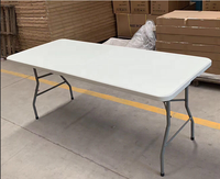 Table basse rectangulaire d'extérieur de 6 pieds, table à manger pliable portable en plastique durable