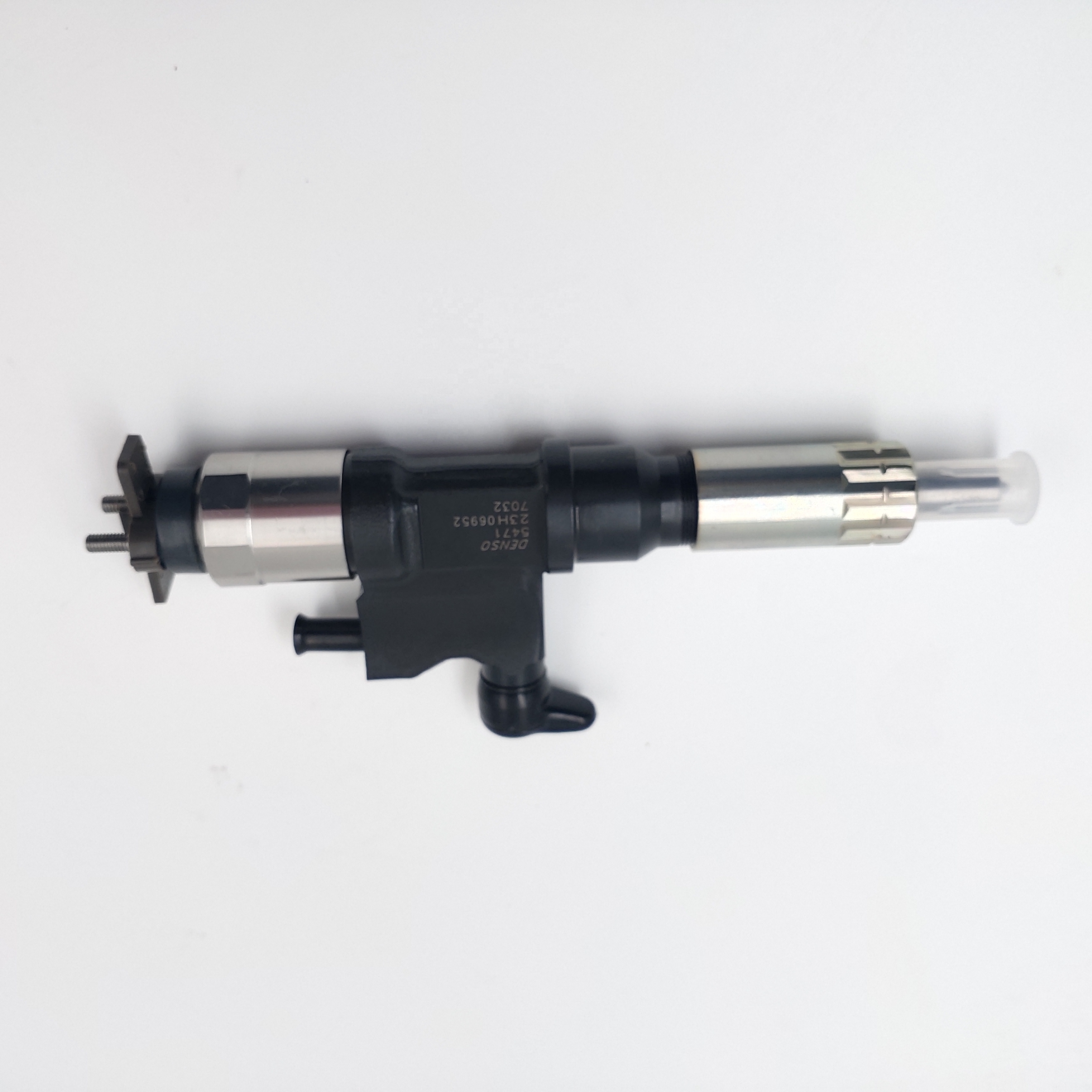 diesel fuel injector 095000-5471 095000-5470 8973297032 common rail injector for truck engine