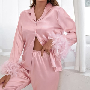 <span class=keywords><strong>Pigiama</strong></span> da donna in seta di ghiaccio liscia e personalizzata <span class=keywords><strong>camicia</strong></span> di piume di struzzo pantaloni lunghi larghi in due pezzi con piume - Product Image 2