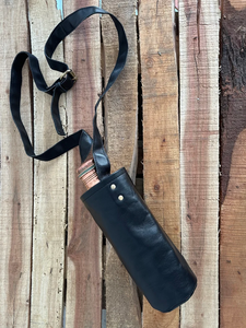 Étui pour bouteille d'eau en cuir avec boucle de ceinture, sangle réglable durable faite à la main, étui de transport élégant pour les activités de voyage et de randonnée - Product Image 2