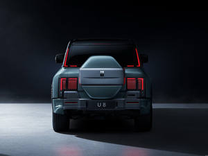 2025 NUEVO BYD Formula Leopard 8 Luxury 5-seat Extended-Range Plug-In Hybrid 2,0 T SUV Four-motor Four-drive Dirección izquierda - Product Image 6