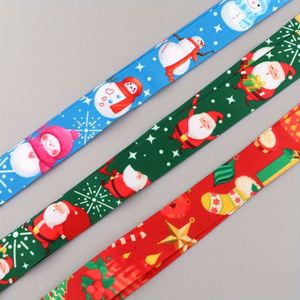 Ensemble de cordons de cou personnalisés pour Noël avec motifs Père Noël et flocons de neige, sangles détachables pour clés, cartes d'identité, cartes de crédit et breloques de téléphone - Product Image 5