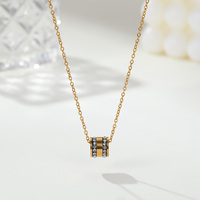 NIMAI Fashion Collier Pendentif Perle Porte-Bonheur Ronde en Strass en Acier Inoxydable Plaqué Or 18K pour Femme, Populaire, Accessoire Chinois pour la Clavicule