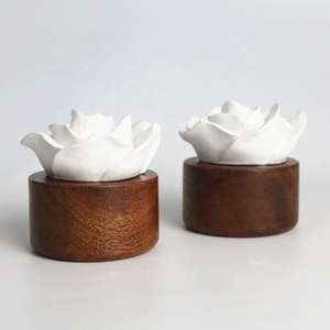 Fábrica al por mayor hogar coche hogar ambientador perfumado cerámica madera porcelana flor Aroma yeso aceite esencial difusor - Product Image 3