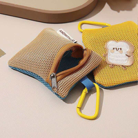Sac anti-moustiques en maille douce pour l'été, pochette brodée mignonne pour écouteurs, idéal pour les activités de plein air des enfants, découpe et estampage, taille personnalisée