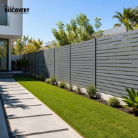 Clôture en aluminium à lattes avec revêtement en poudre pour jardin résidentiel, cour arrière et patio