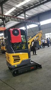 Nueva mini excavadora sobre orugas pequeña Excavadora hidráulica de 2 toneladas con cabina cerrada y aire acondicionado frío/calor a buen precio a la venta - Product Image 5