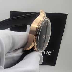 นาฬิกาข้อมือผู้ชาย I-WC รุ่นใหม่ แบรนด์หรู สไตล์นักบินโปรตุเกส Schaffhausen รุ่น Mark18 หน้าปัดดำ กระจกแซฟไฟร์ ระบบจักรกล - Product Image 3