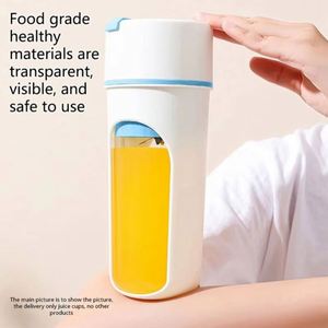 Licuadora Multifuncional USB para Frutas, Exprimidor Eléctrico Portátil, Vaso Mezclador de Frutas, Batidora de Alimentos, Máquina para Hacer Jugos y Batidos - Product Image 4