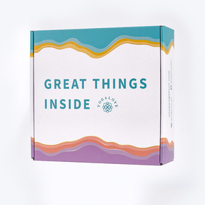 Boîte d'emballage en carton ondulé carré extra-résistant, double face, colorée, livraison rapide, boîtes pour vêtements, boîtes pliables pour sous-vêtements - Product Image 1