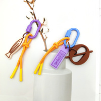 Porte-clés promotionnel personnalisé en acrylique avec lettre, pendentif lettre avec mousqueton et breloque de sac en corde tressée
