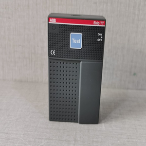 وحدة اختبار السفر الخارجية Ekip TT SACE <span class=keywords><strong>2</strong></span> الأصلية الجديدة كليًا (العلبة فقط) لـ PLC - Product Image 2