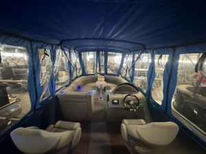 Yacht <span class=keywords><strong>de</strong></span> luxe 27 pieds, bateau ponton sportif haut <span class=keywords><strong>de</strong></span> gamme en aluminium avec système audio pour la pêche à grande vitesse, la croisière, les loisirs et les excursions - Product Image 5