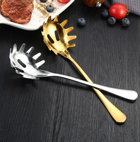 Fourchette à spaghetti en acier inoxydable, cuillère à pâtes à long manche, cuillère à nouilles, ustensile de service à pâtes ajouré pour cuisine et restaurant