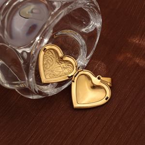 מתנה אישית לוקט 18 קראט תכשיטים עמיד למים שרשרת תליון תמונה מותאם אישית, שרשרת תליון, ספר אליפסה - Product Image 4