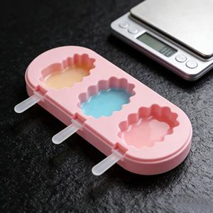 Moule à glaces en silicone de qualité alimentaire à 3 cavités pour la fabrication de bâtonnets glacés DIY, vente en gros - Product Image 5
