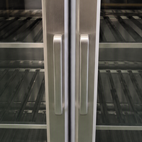 Réfrigérateur vitrine verticale à refroidissement par ventilateur, triple porte vitrée, pour supermarché, vente en gros
